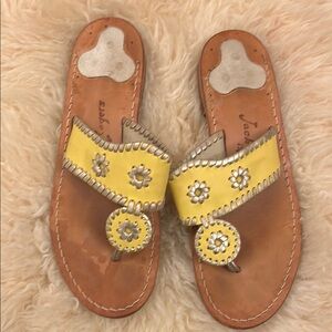 Jack Rogers Women’s Jacks Sandals in Yellow/Platinum, size 9M